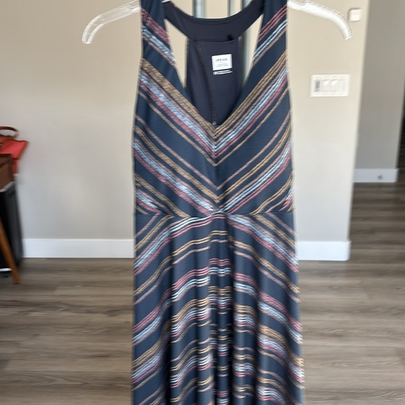 Prana Saxon Shell Stripe Dress (MEDIUM) - Picture 12 of 16
